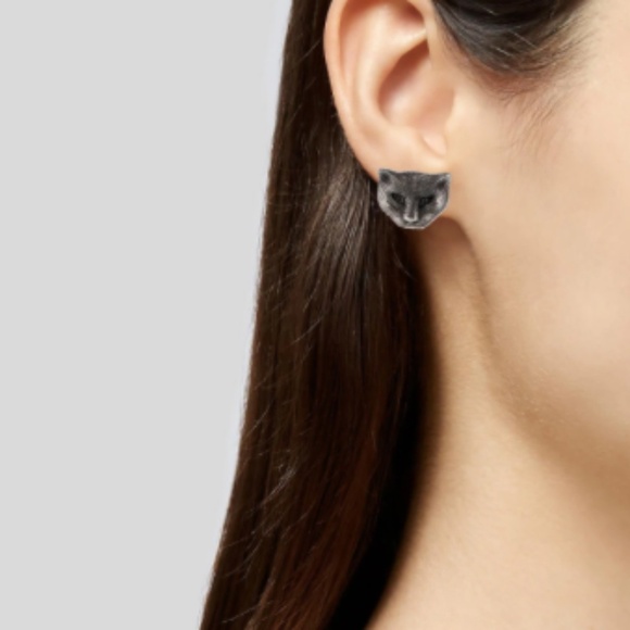 Gucci NEW NIB silver feline cat earrings - Picture 3 of 7